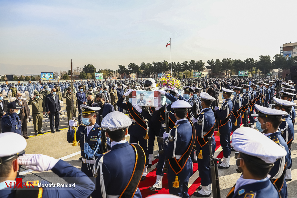 قالیباف در مراسم تشییع پیکر خلبان شهید