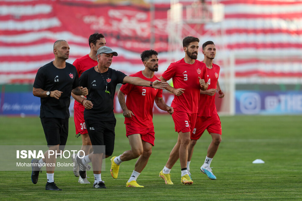 تمرین و نشست خبری تیم فوتبال پرسپولیس پیش از دیدار با النصر عربستان