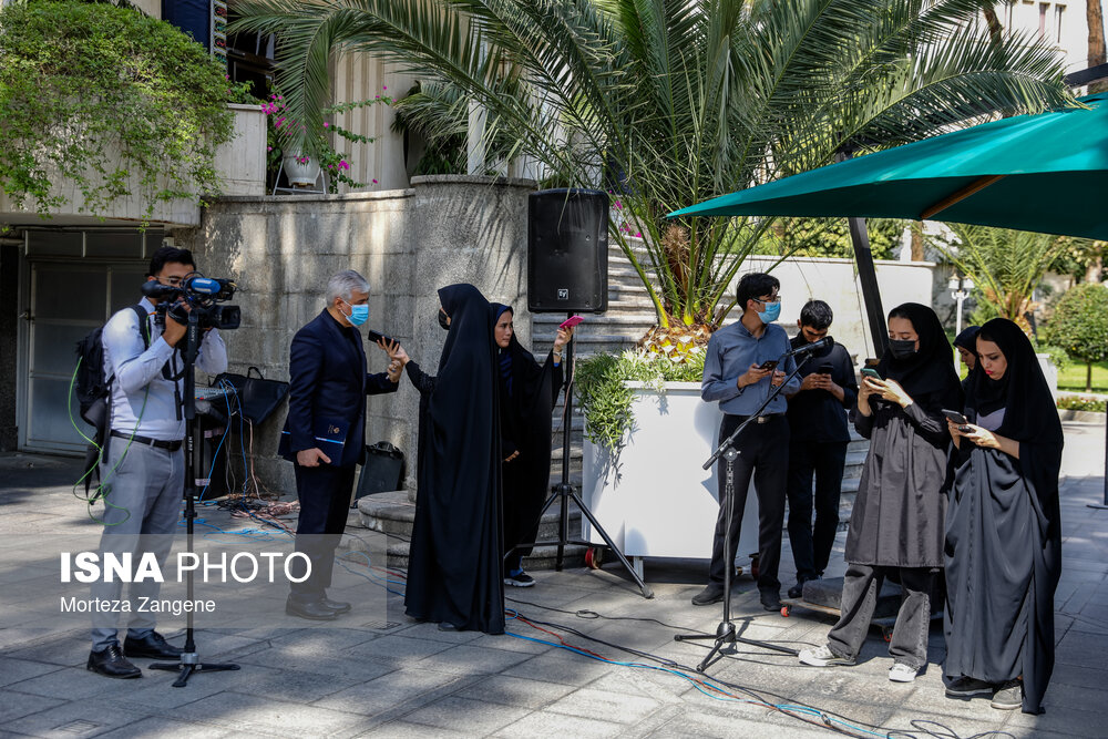 حاشیه جلسه هیات دولت ۲۳ شهریور