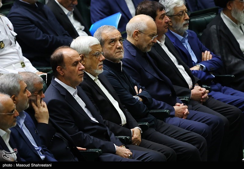 مراسم بزرگداشت شهدای خدمت در مجلس