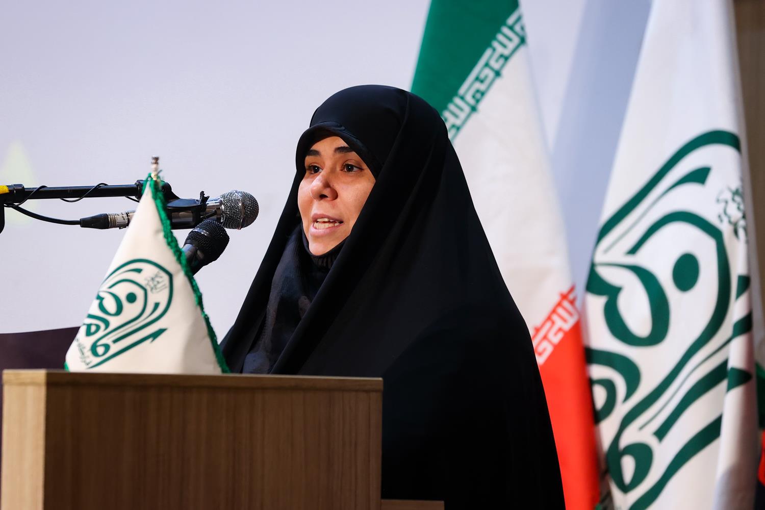 حضور قالیباف در جمع بانوان موکب­دار اربعین