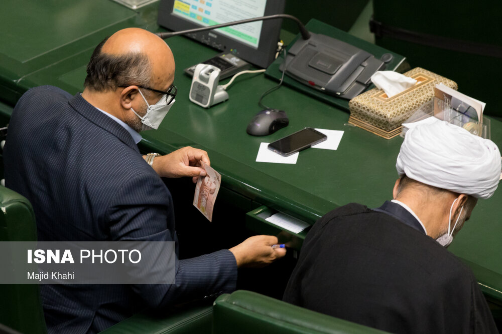 مجلس از طرح سوال از وزیر کشور تا مراسم تحلیف 