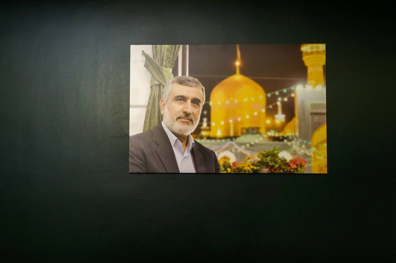 حضور قالیباف در منزل سرلشکر شهید حاجی‌زاده