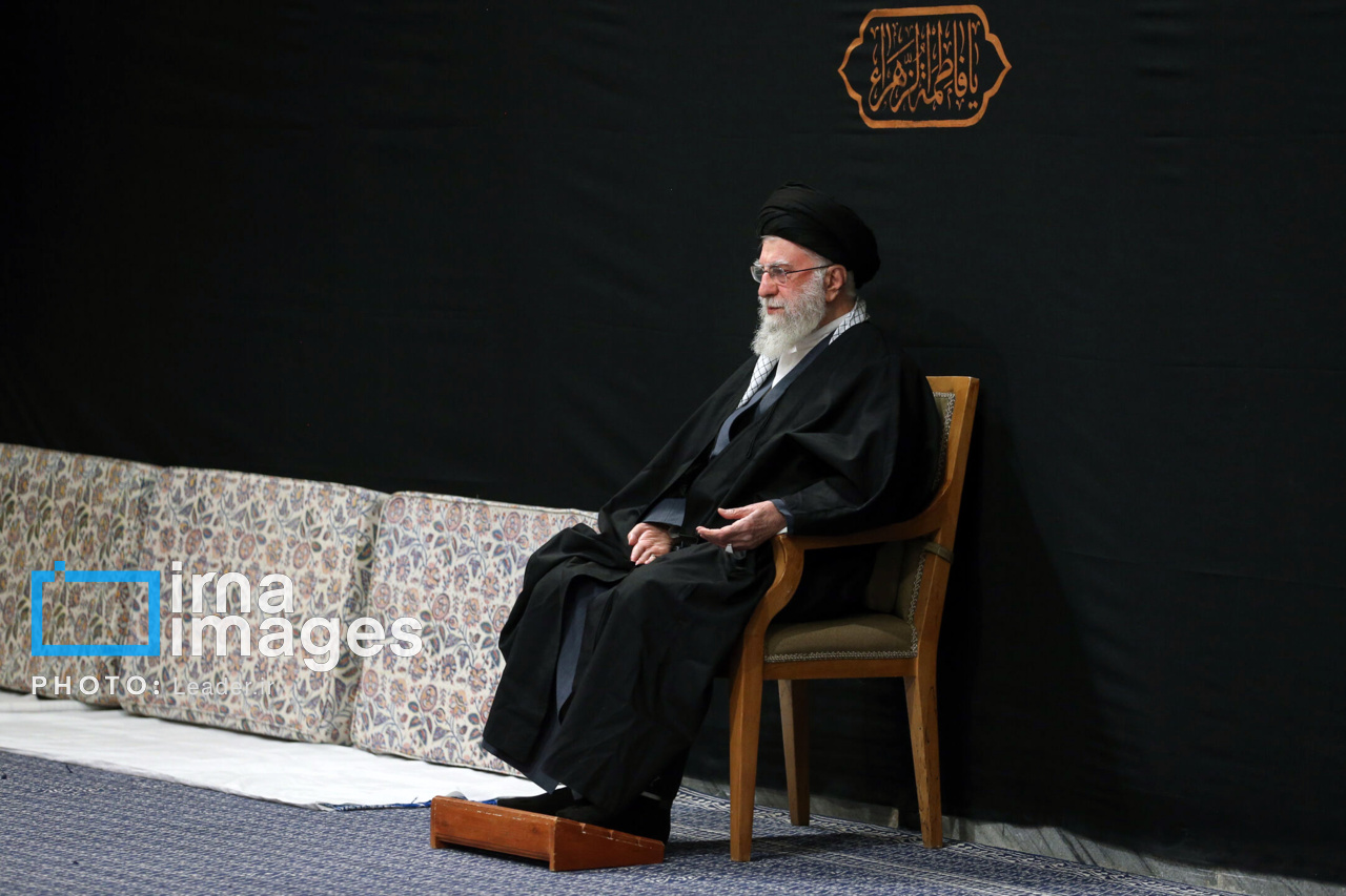 نخستین شب عزاداری ایام فاطمیه با حضور رهبر انقلاب