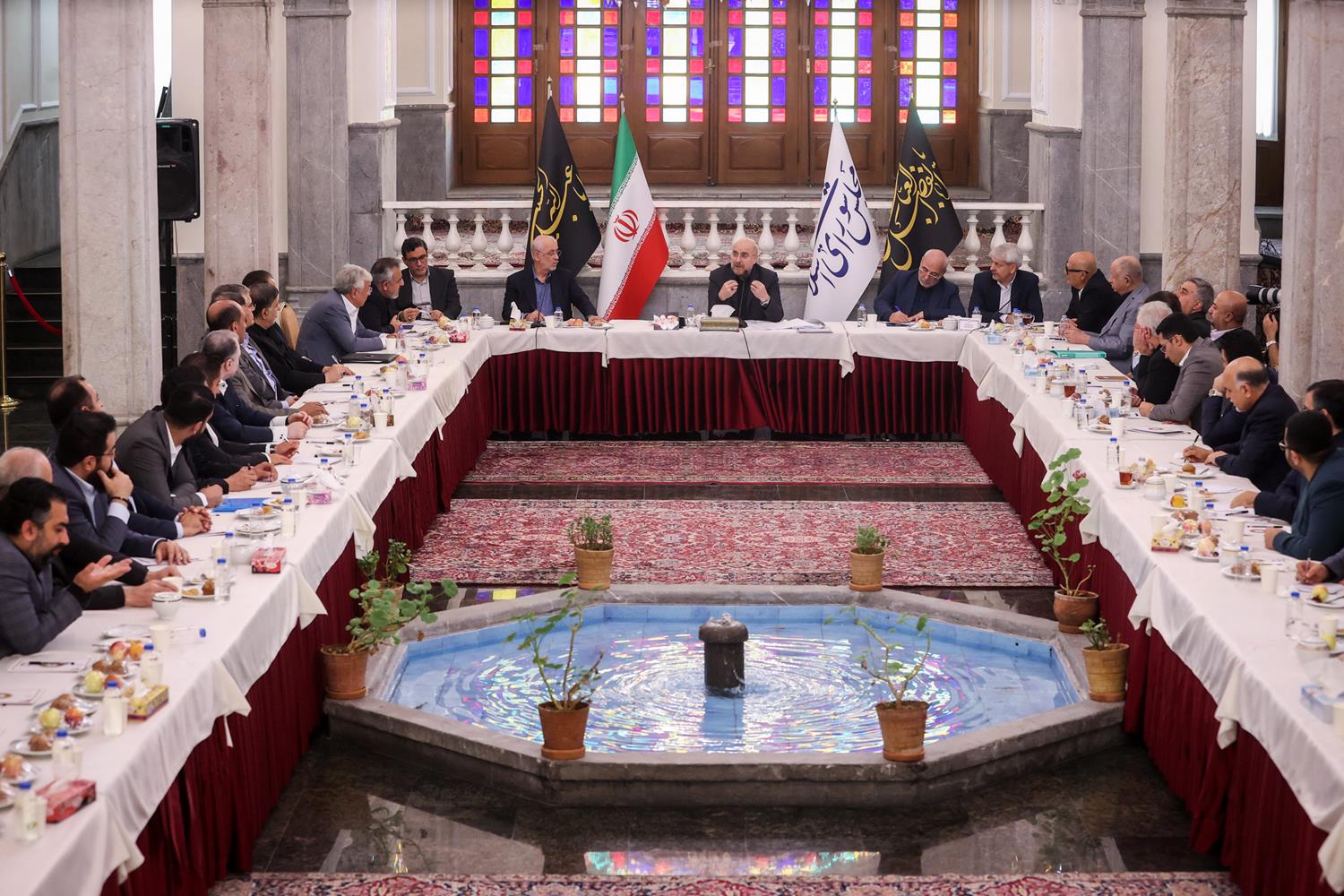 دیدار مجمع ملی کارآفرینان با قالیباف