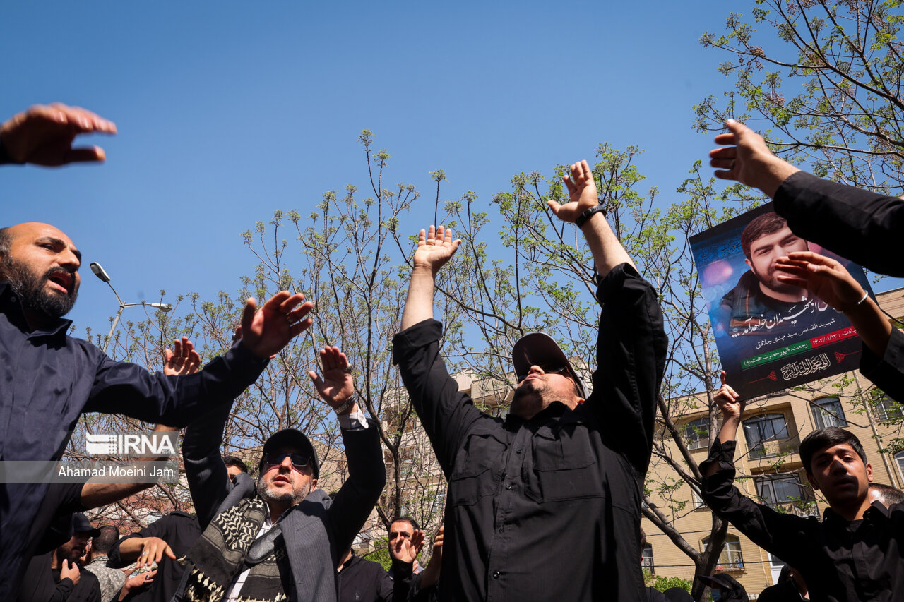 تشییع پیکر شهید «سید مهدی جلادتی»