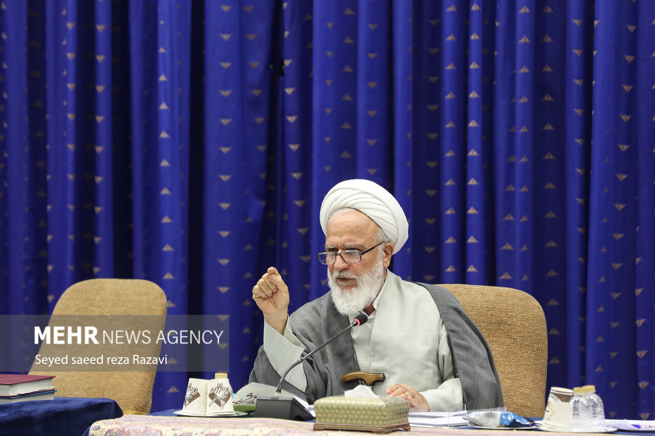 جلسه شورای عالی انقلاب فرهنگی