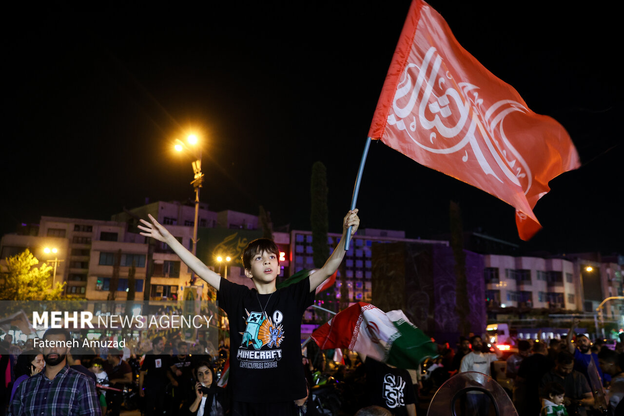 تجمع مردم در حمایت از عملیات وعده صادق ۳