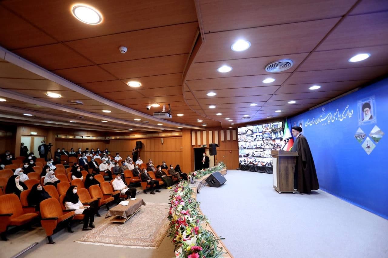 رئیسی در بیمارستان شهید رحیمی خرم آباد