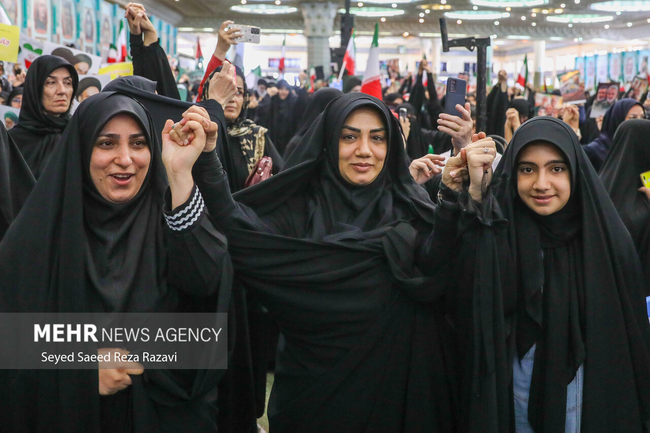 مراسم اربعین شهدای اقتدار ایران