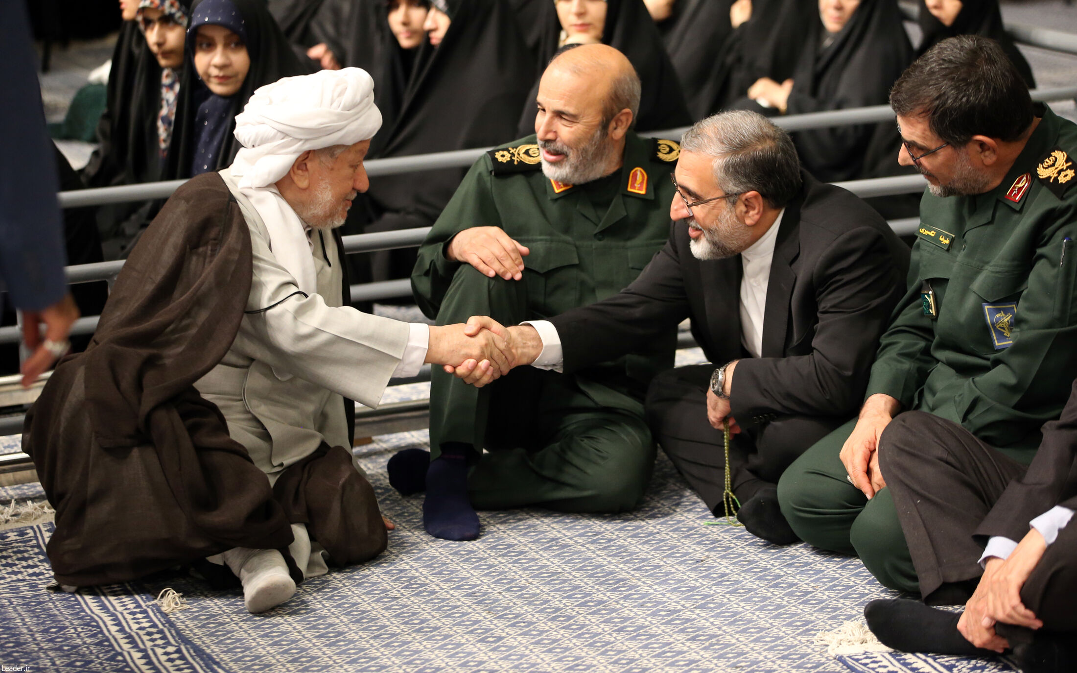 دیدار مهمانان کنفرانس وحدت اسلامی با رهبر انقلاب