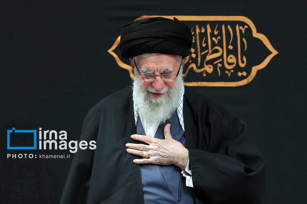 دومین شب عزاداری ایام فاطمیه با حضور رهبر انقلاب