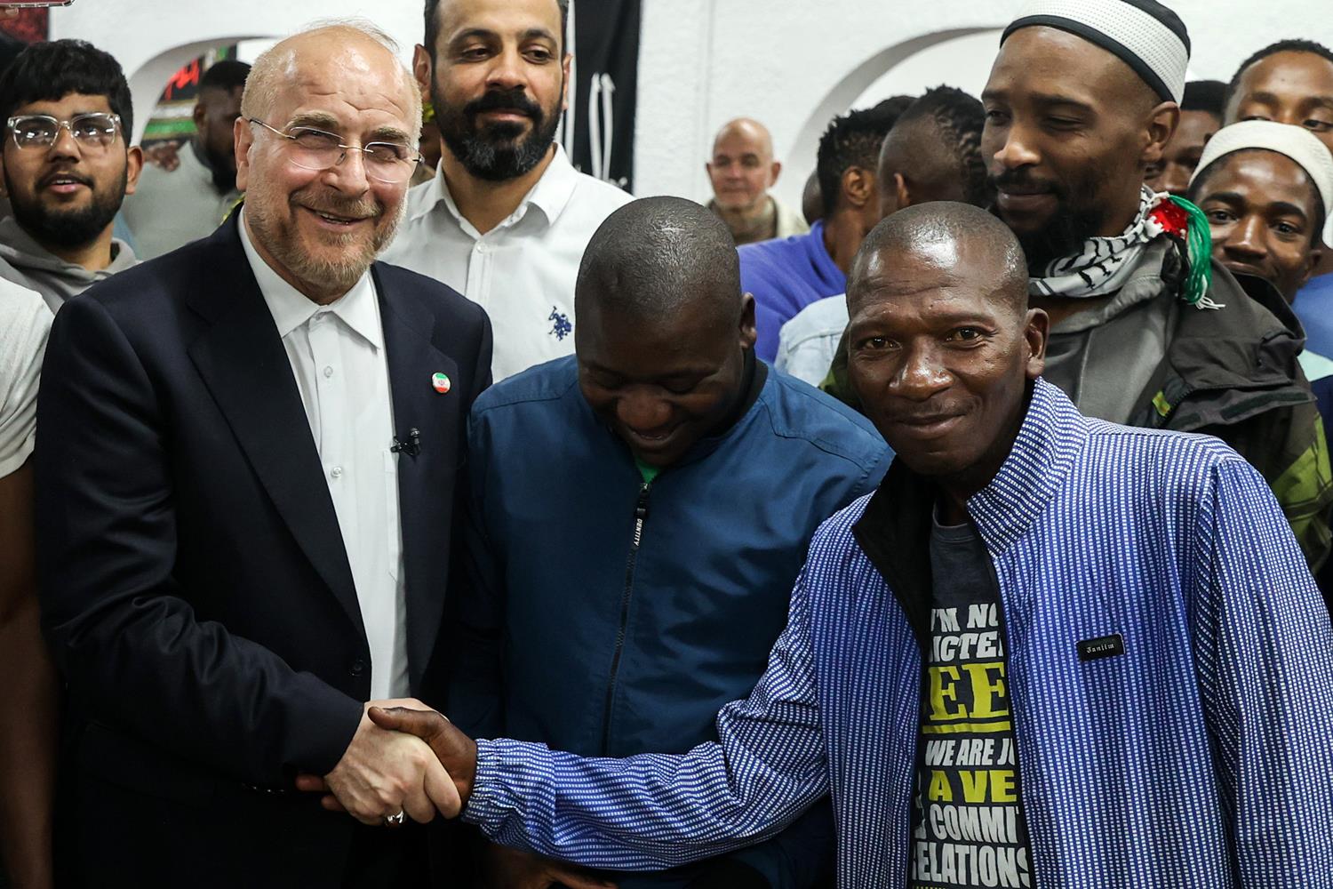 حضور قالیباف در جمع صمیمانه شیعیان آفریقای جنوبی