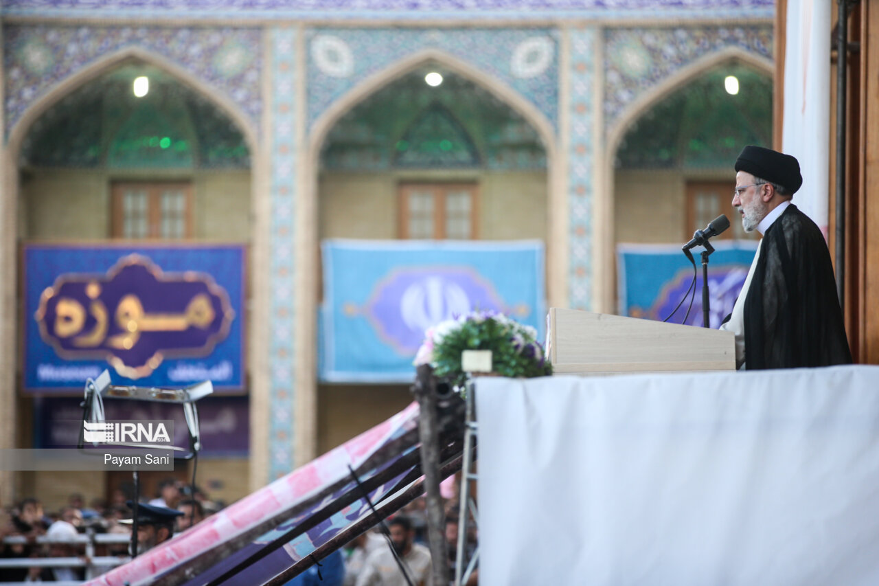 سخنرانی رئیس جمهور در جمع مردم شیراز