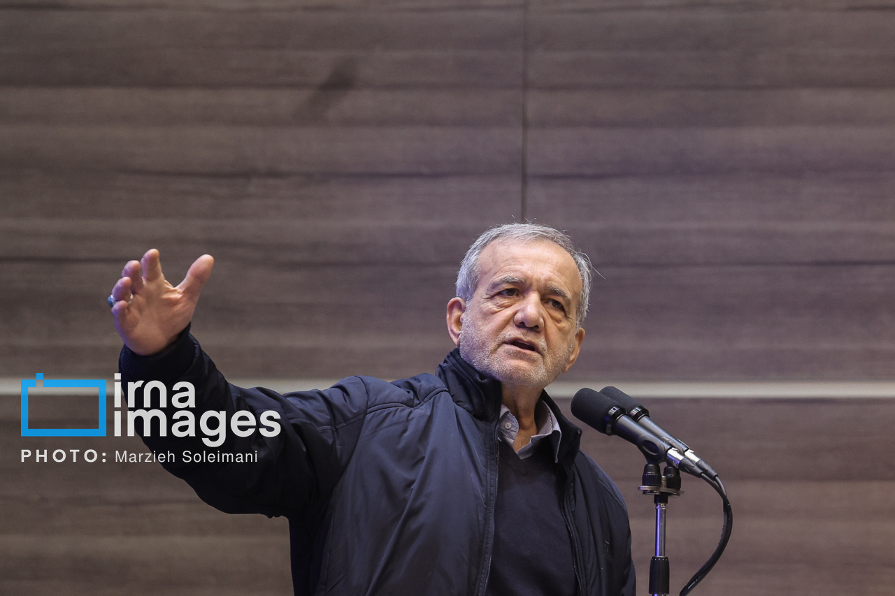 پزشکیان در همایش ملی جایگاه شورای‌های اسلامی