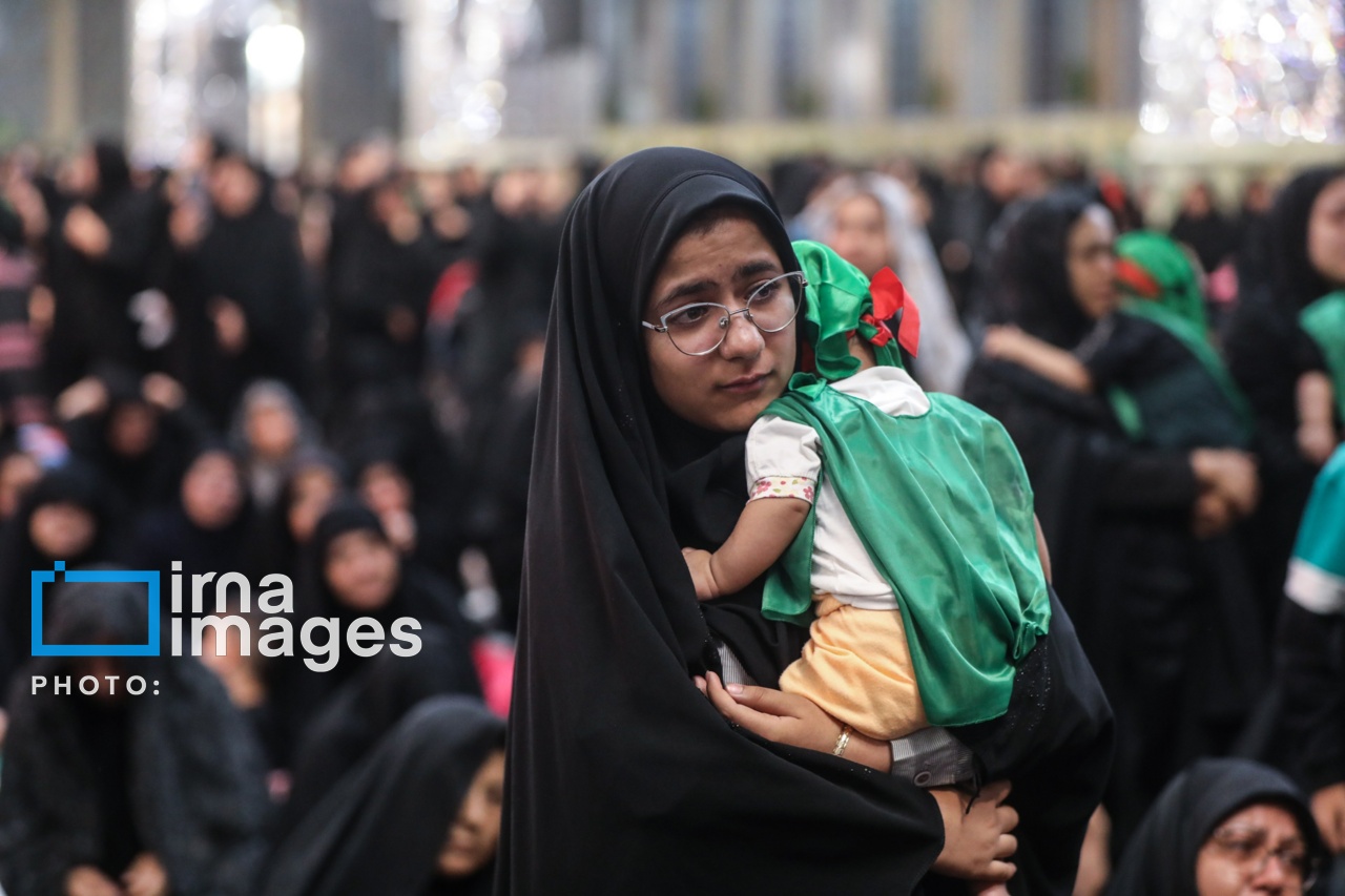 آیین شیرخوارگان حسینی در حرم مطهر رضوی