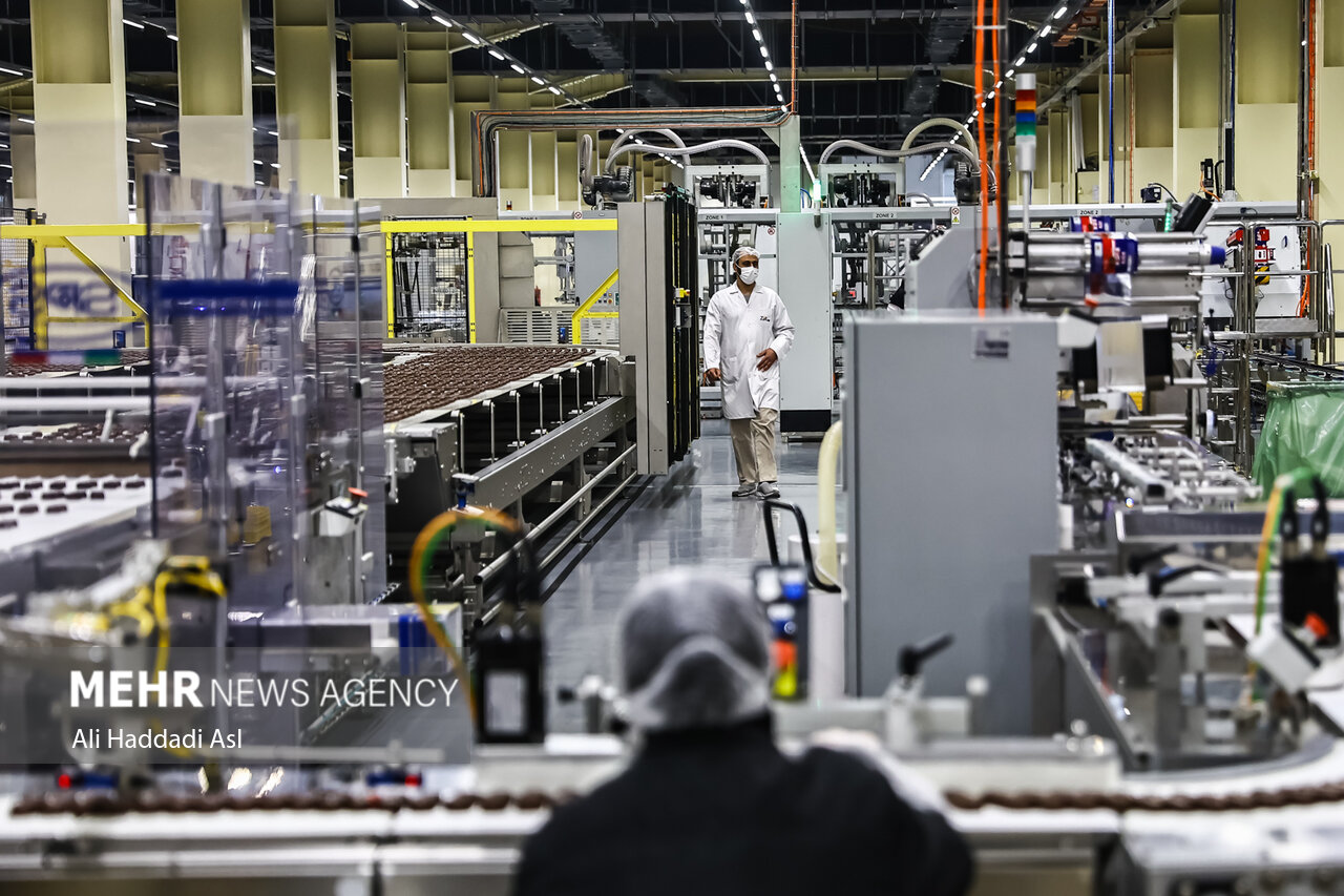 بازدید مخبر از یک مجموعه دانش بنیان تولید مواد غذایی