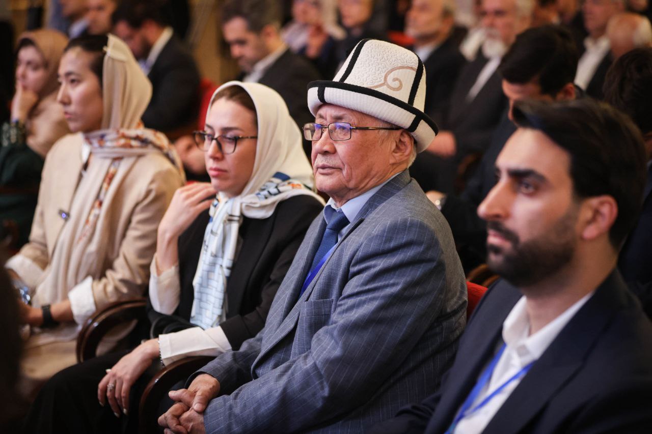 سخنرانی قالیباف در اختتامیه مجمع گفت‌وگوی تهران