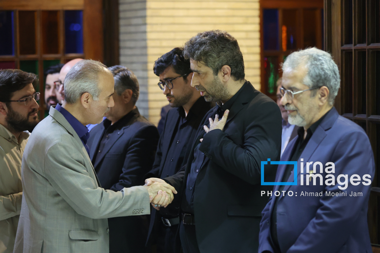 حضور پزشکیان در مراسم ترحیم مادر معاون ارتباطات دفتر رئیس جمهور