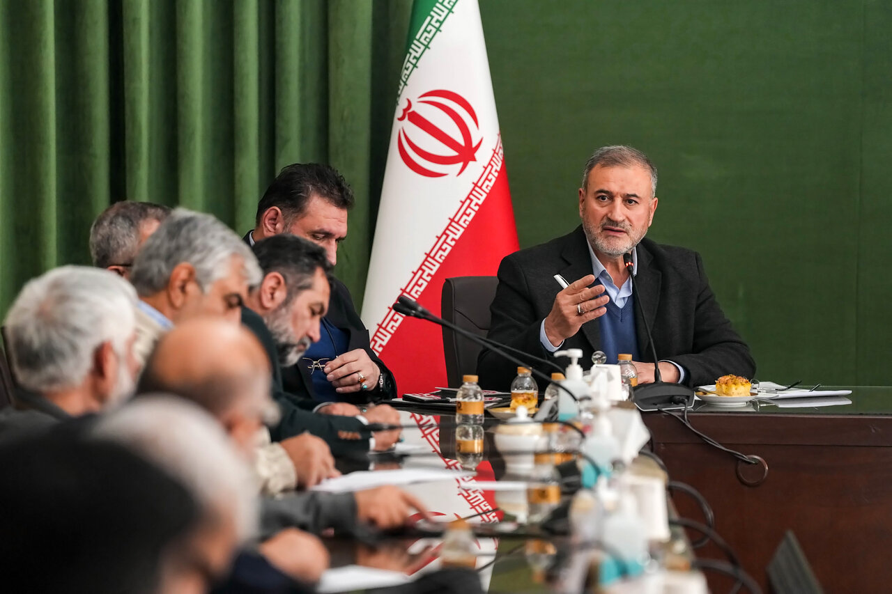 دیدار جمعی از جانبازان و ایثارگران با قالیباف