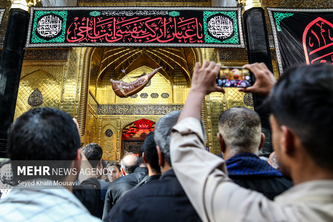 حرم حضرت عباس (ع) در ایام اربعین حسینی