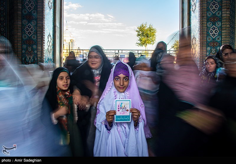 جشن روزه اولی ها در حرم مطهر حضرت شاهچراغ (ع)