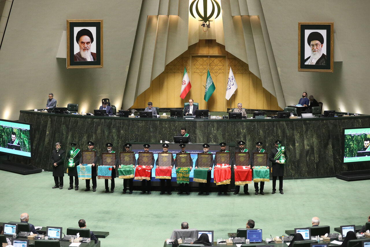 نشست علنی سه شنبه ۱۴ بهمن ماه مجلس