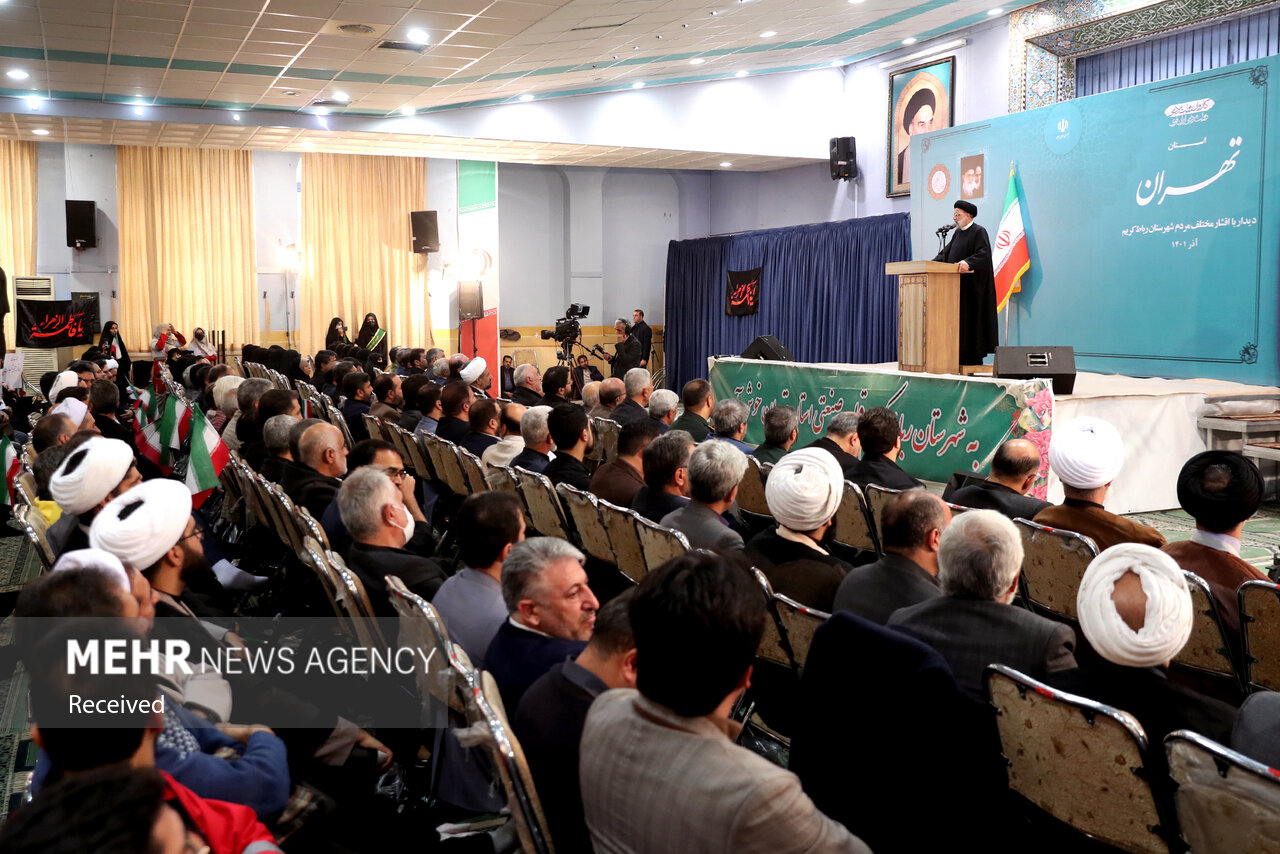 سفر نیم روزی رئیس جمهور به رباط کریم