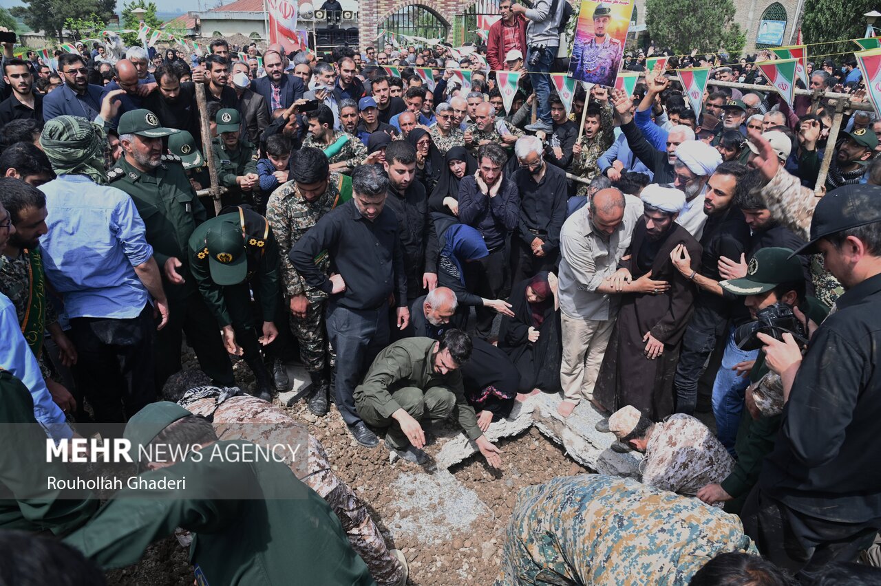 تشییع پیکر شهید مدافع حرم