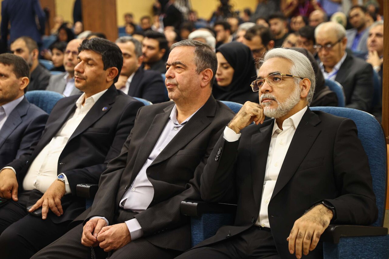 حضور قالیباف در همایش بین‌المللی صنعت نفت و گاز 