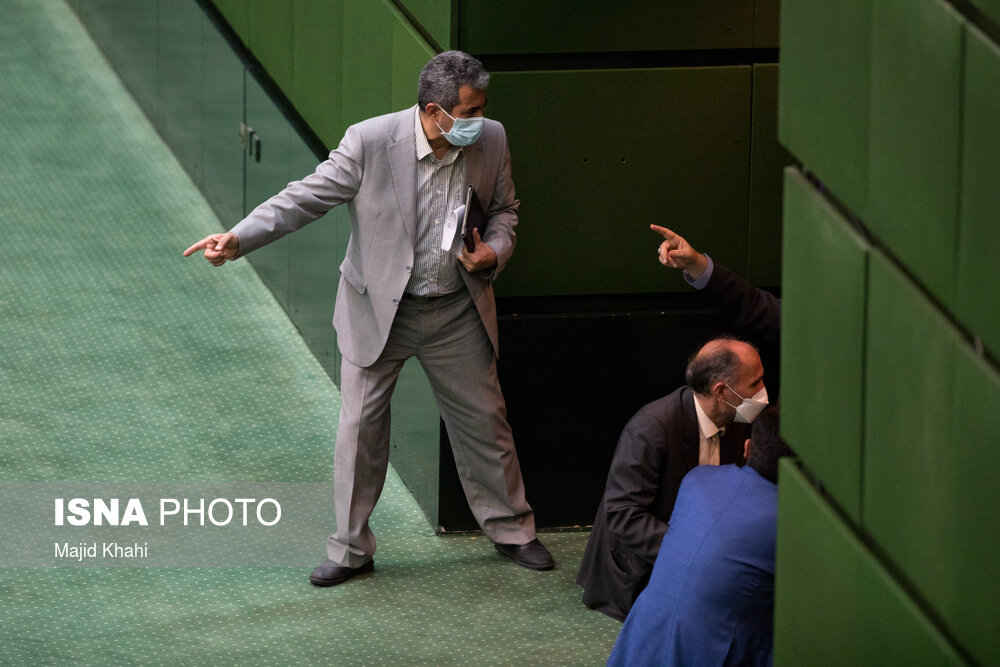 مجلس از طرح سوال از وزیر کشور تا مراسم تحلیف 