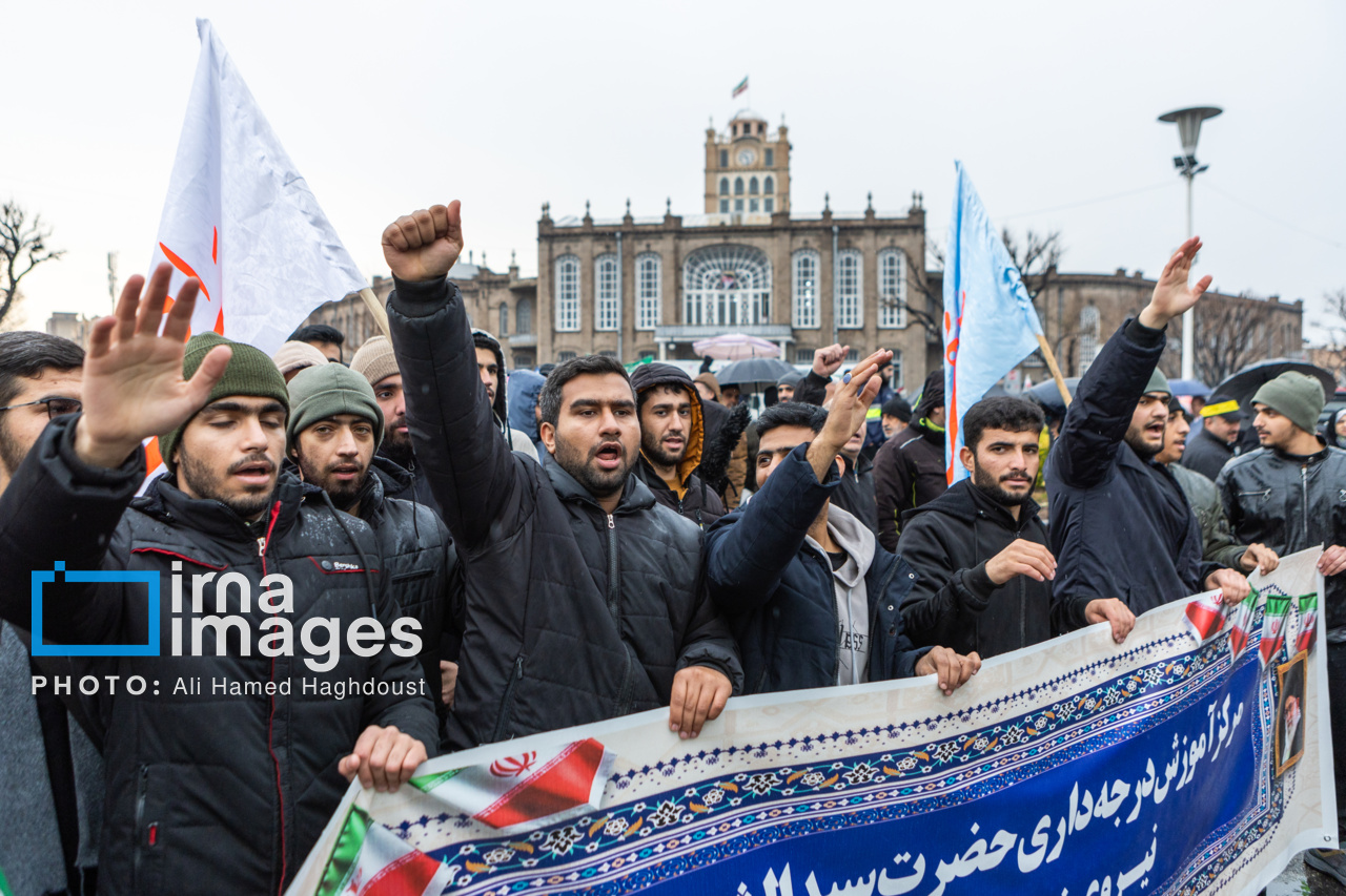 راهپیمایی ۲۲ بهمن در تبریز