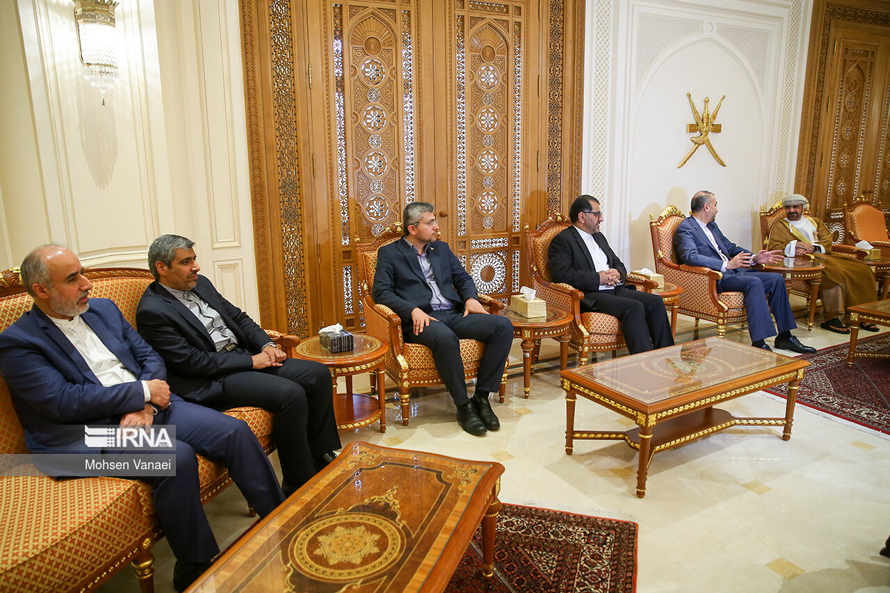 سفر وزیر امور خارجه به عمان