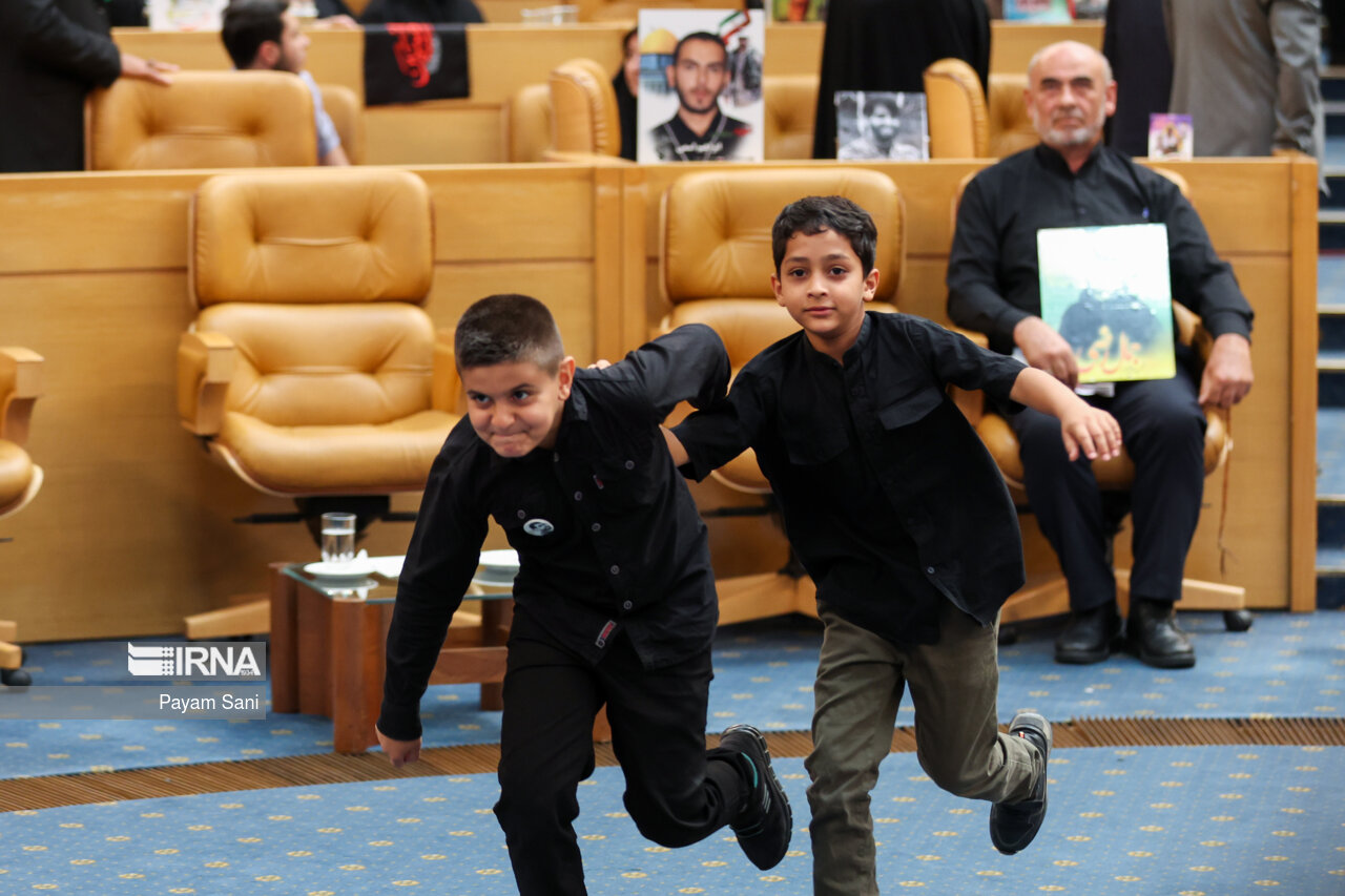 مراسم بزرگداشت شهدای مدافع حرم با حضور رئیسی