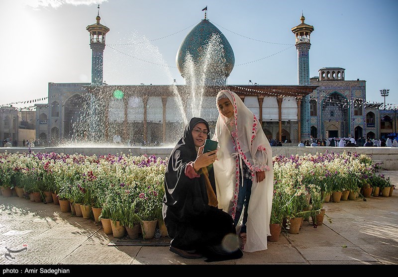 جشن روزه اولی ها در حرم مطهر حضرت شاهچراغ (ع)