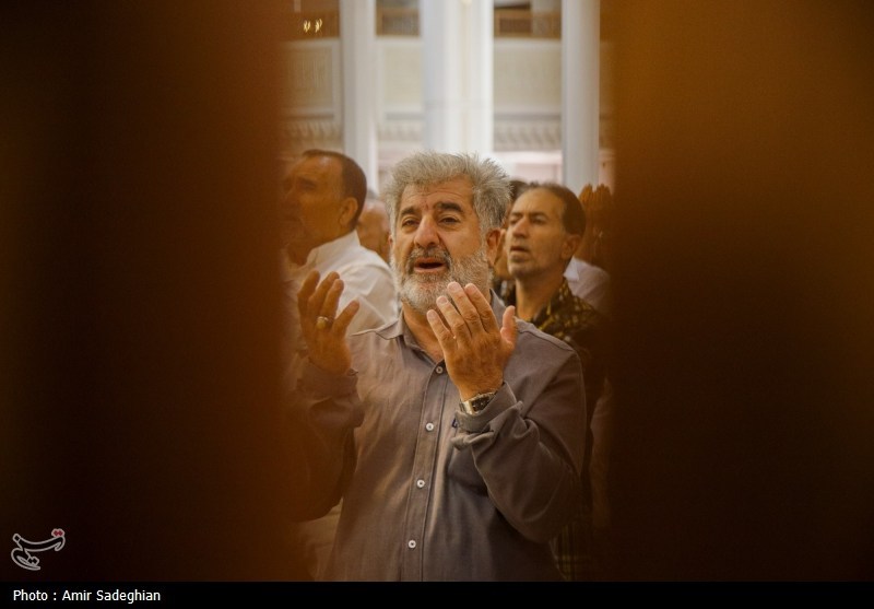 تصاویر نماز عید سعید قربان در حرم حضرت شاهچراغ (ع)
