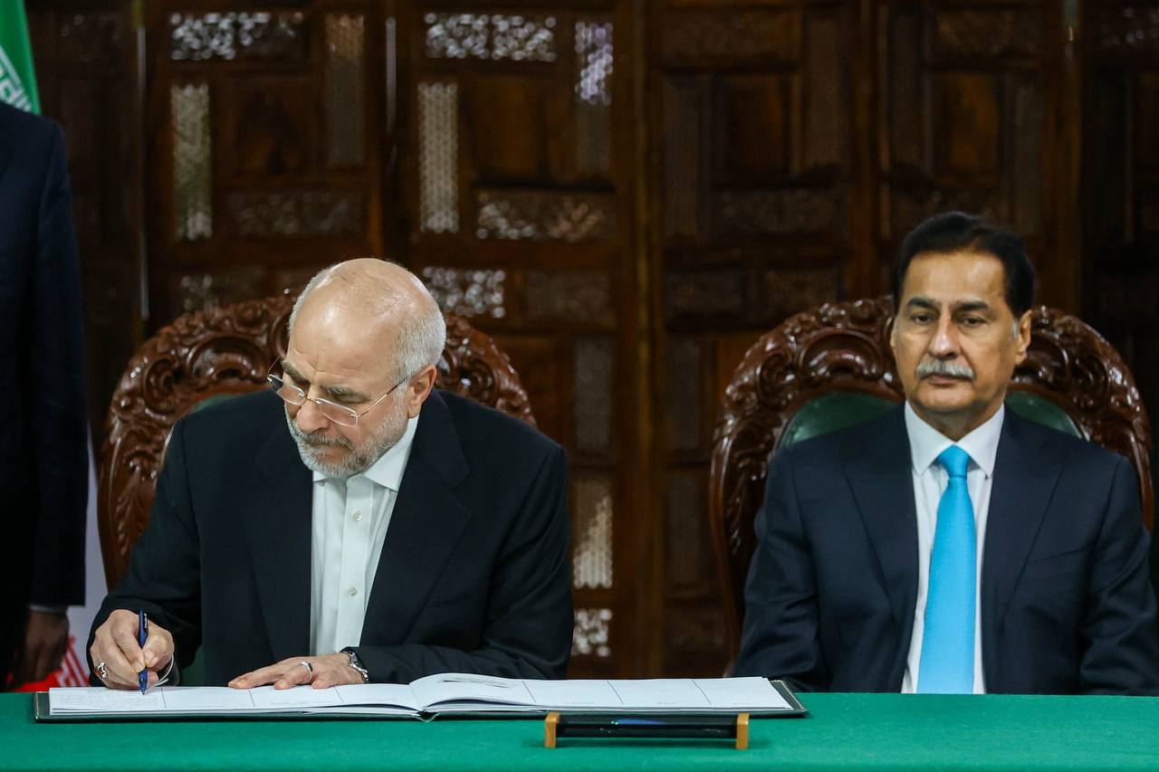  دیدار دو جانبه محمدباقر قالیباف و ایاز صادق 