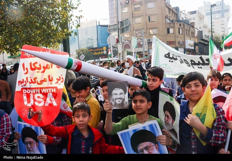 راهپیمایی ۱۳ آبان در مشهد و شیراز