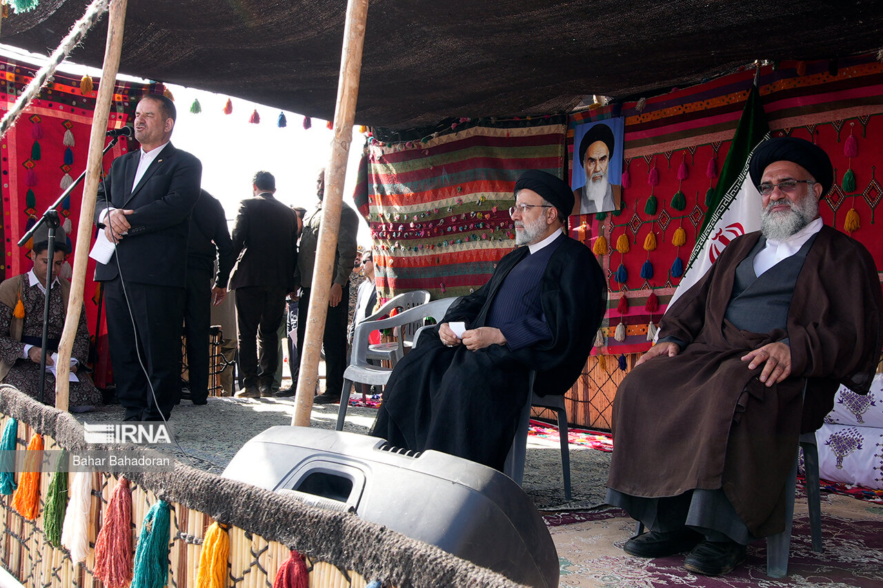 رئیس جمهور در جشن بزرگ عشایر دشت سقاوه