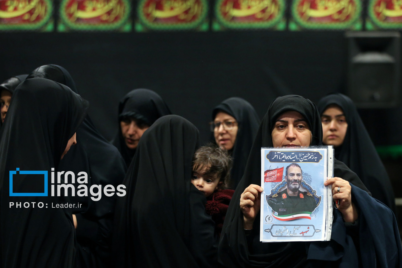 نخستین شب عزاداری ایام فاطمیه با حضور رهبر انقلاب