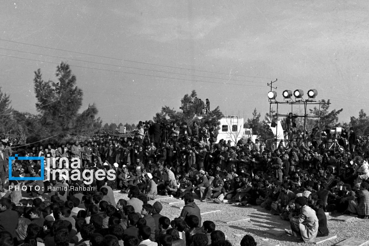 تصاویری از روزهای انقلاب - ۱۲ بهمن ۱۳۵۷