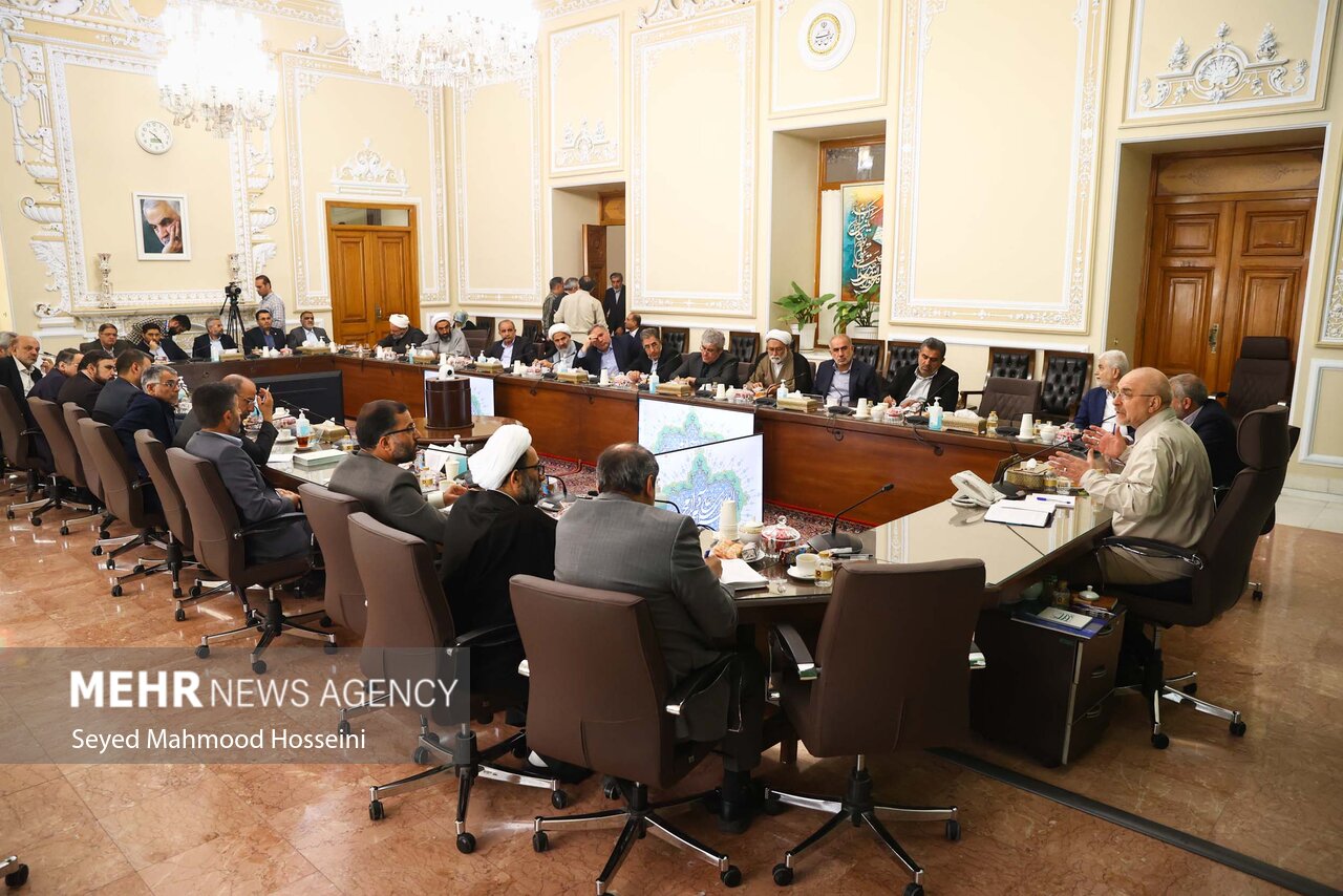 نشست شورای هماهنگی مجلس با حضور قالیباف