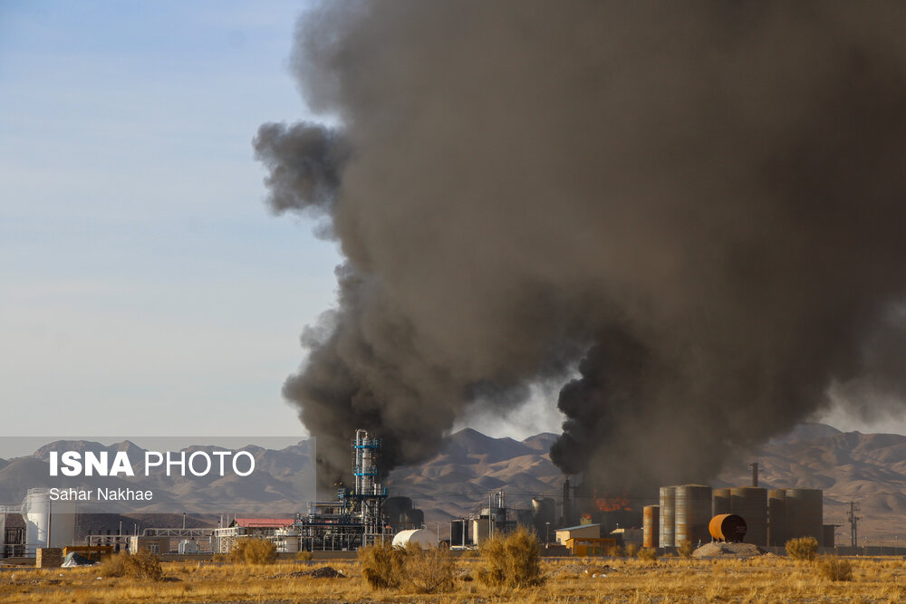 حضور وزیر کشور در مینی پالایشگاه هیدروکربن منطقه ویژه اقتصادی بیرجند