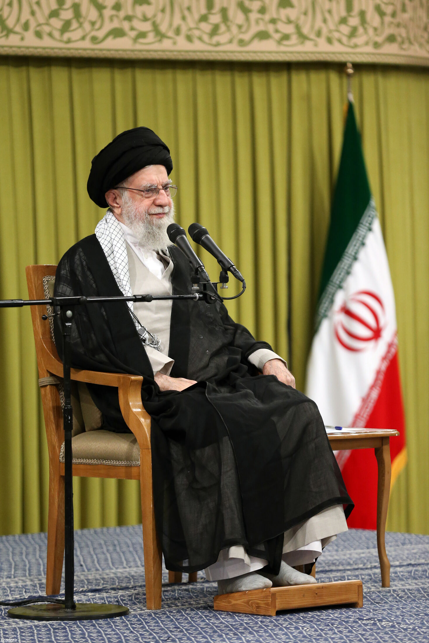 دیدار معلمان با رهبر انقلاب