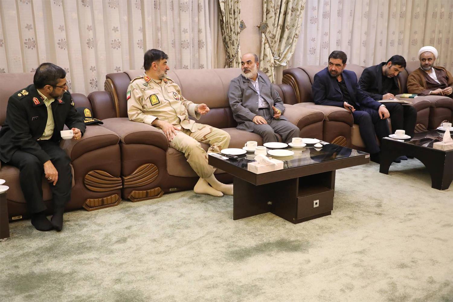 نظارت میدانی نمایندگان از محل حادثه تروریستی راسک