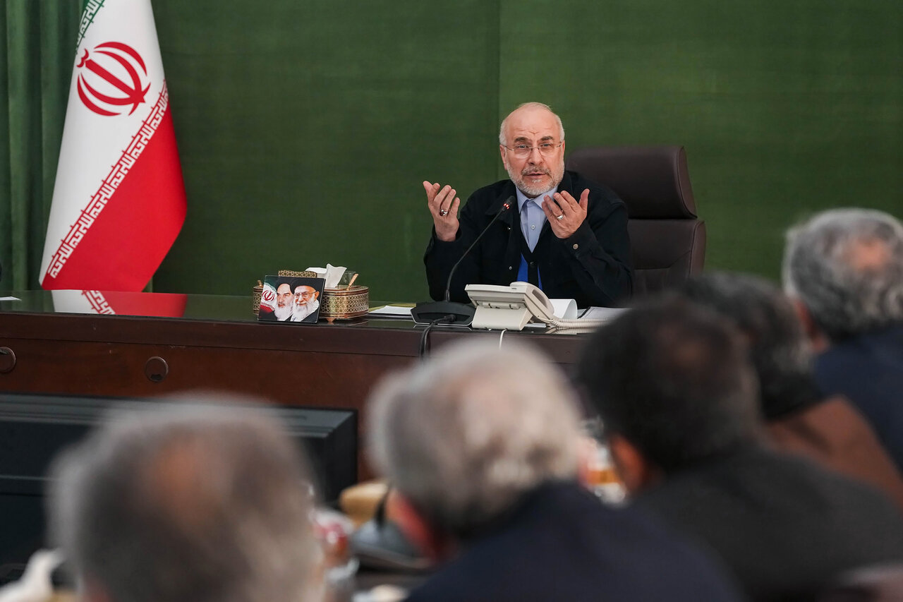 دیدار وزیر علوم و جمعی از رؤسای دانشگاه‌ها با قالیباف