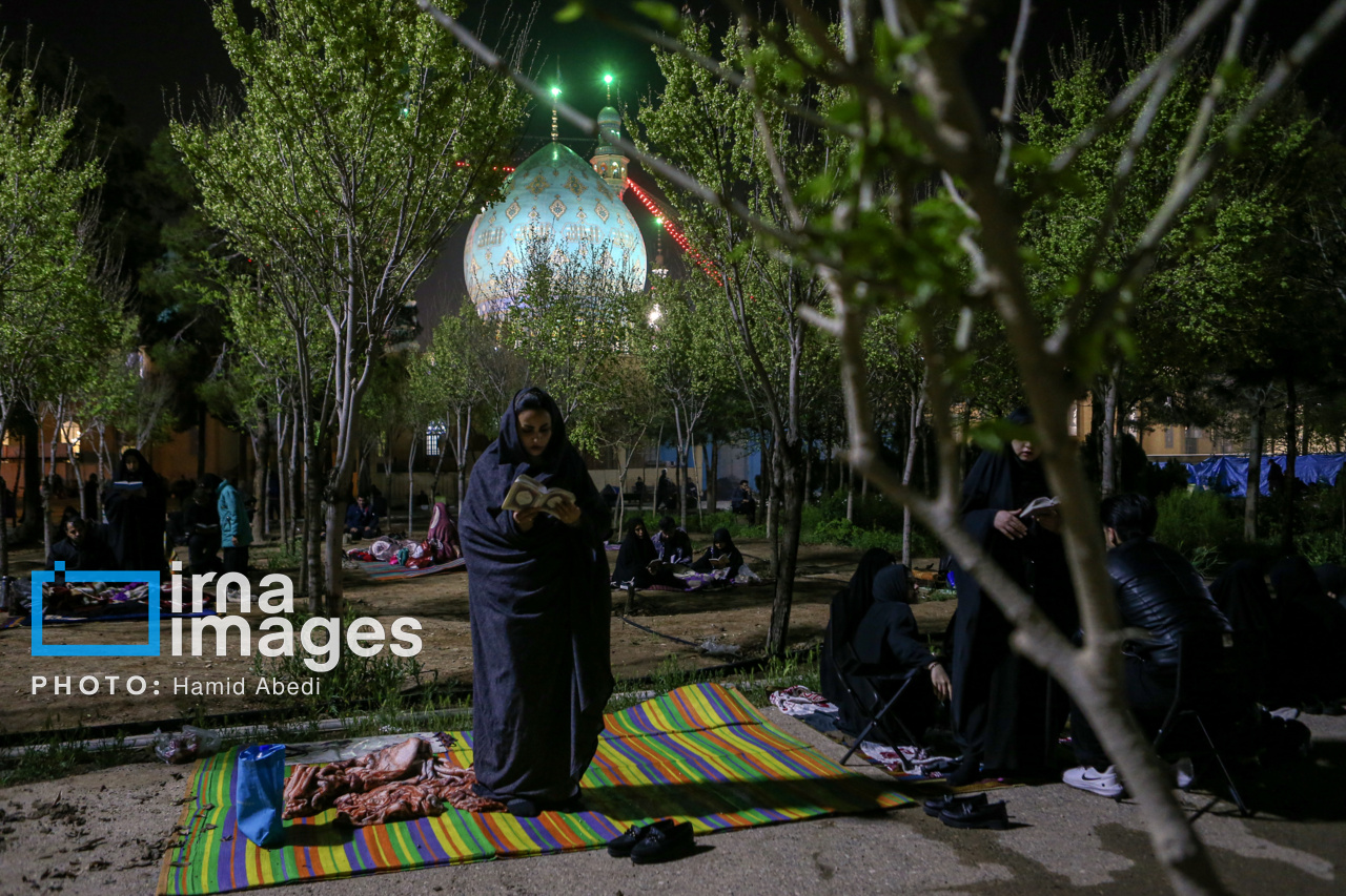 احیای شب بیست و یکم رمضان در مسجد جمکران