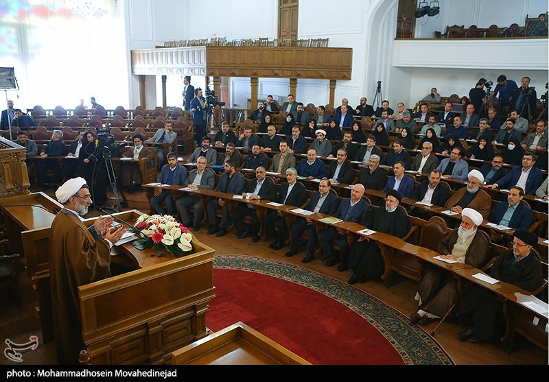 حضور رئیسی و قالیباف در همایش شورای عالی انقلاب فرهنگی