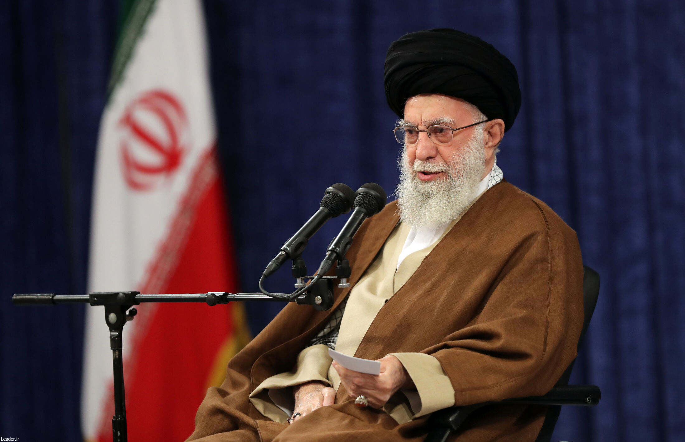 دیدار دست‌اندرکاران برگزاری کنگره علامه طباطبایی با رهبر انقلاب