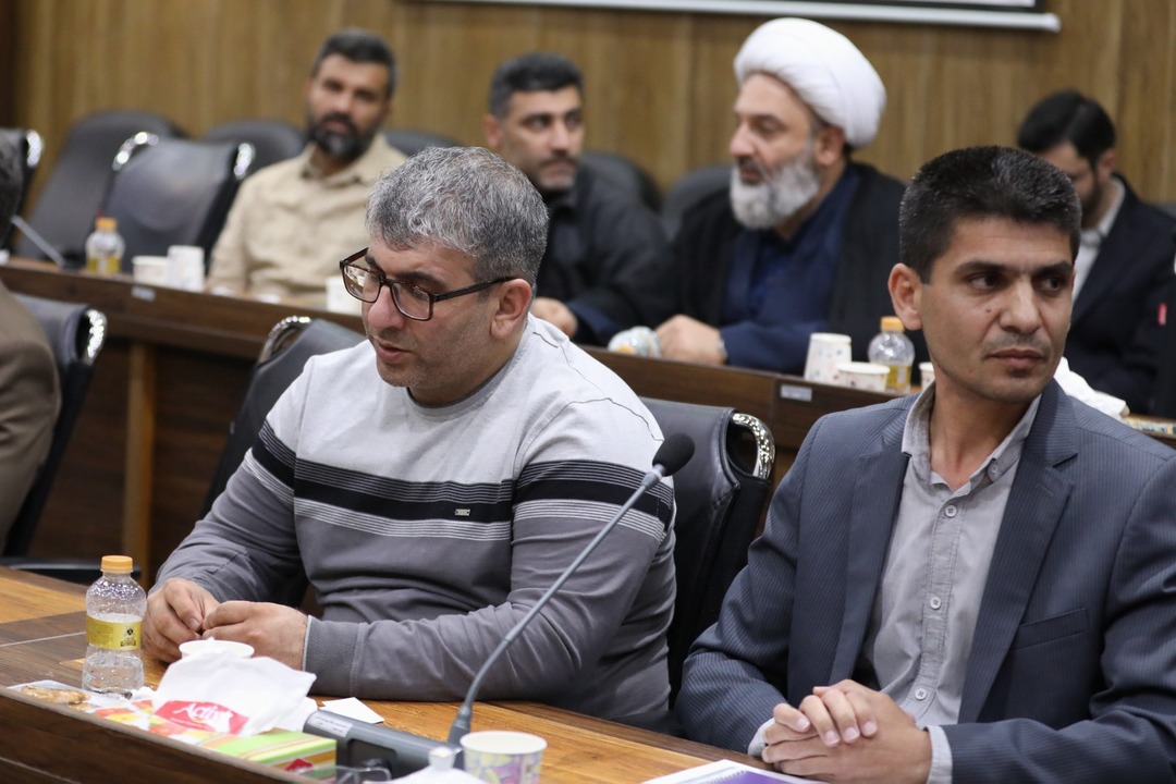 نشست صمیمانه فعالان فرهنگی و اجتماعی استان گلستان با قالیباف